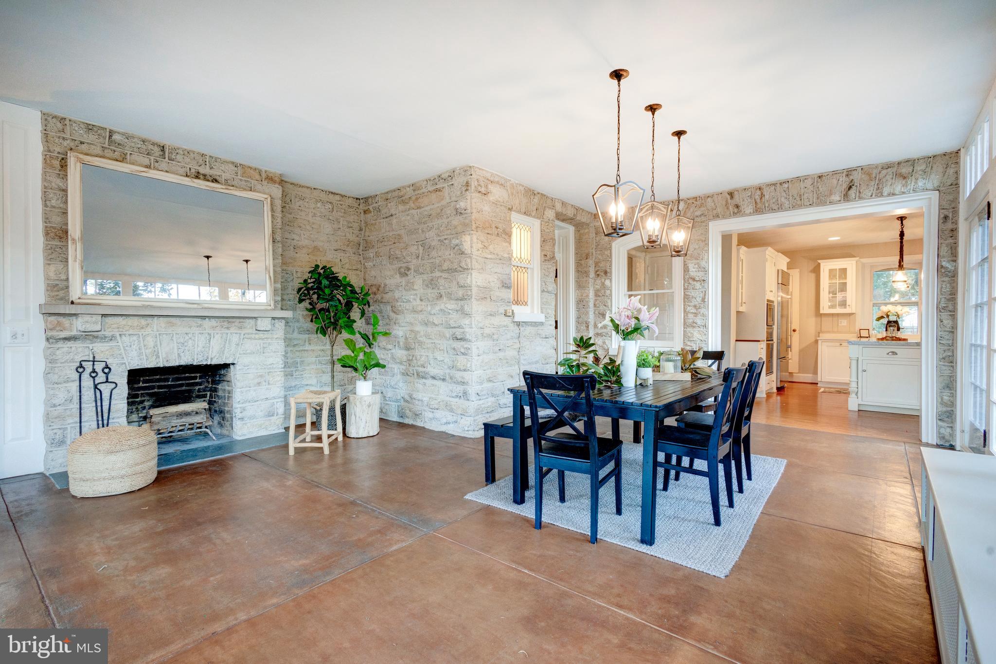 8133 SEMINOLE STREET