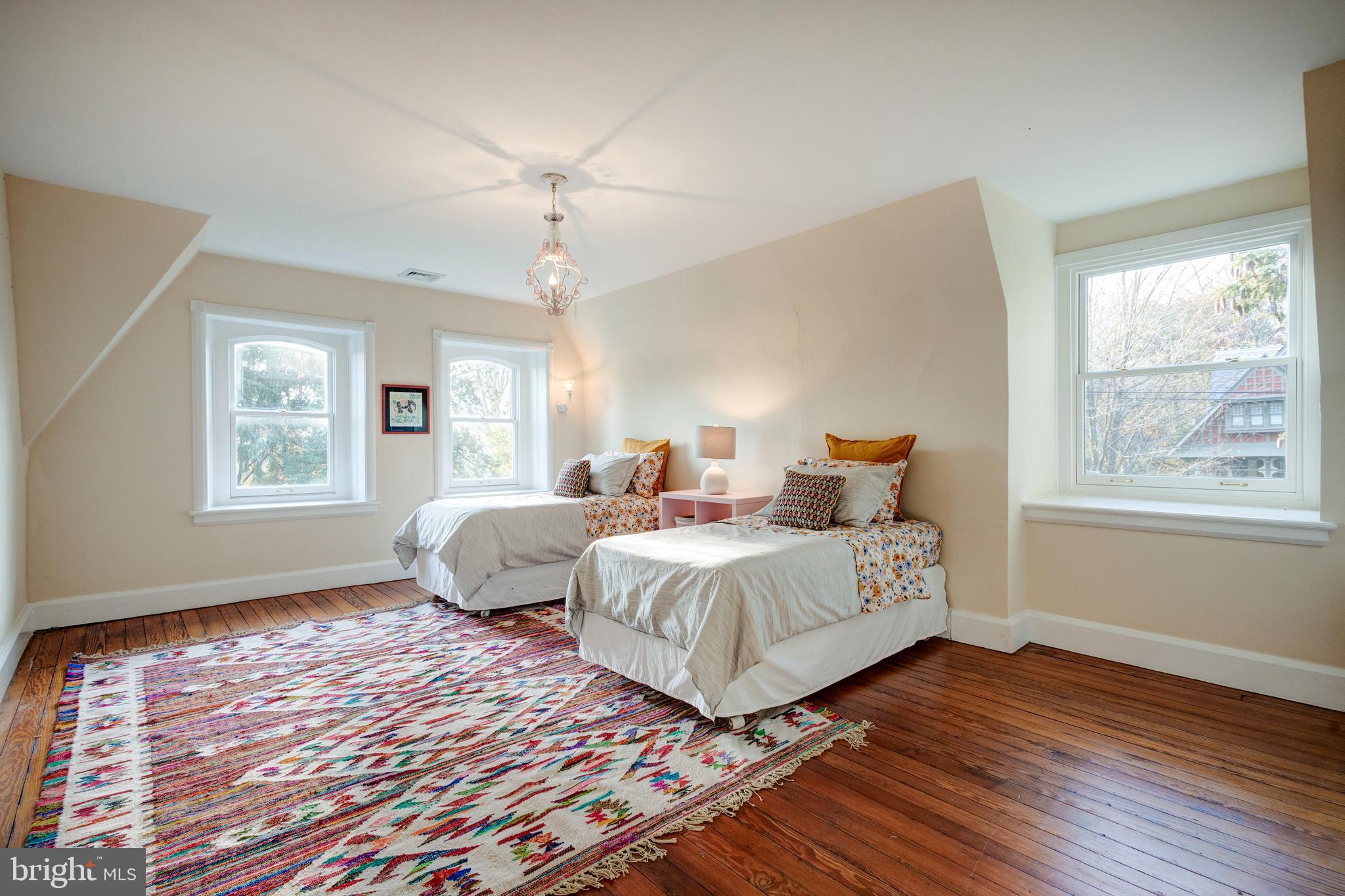 8133 SEMINOLE STREET