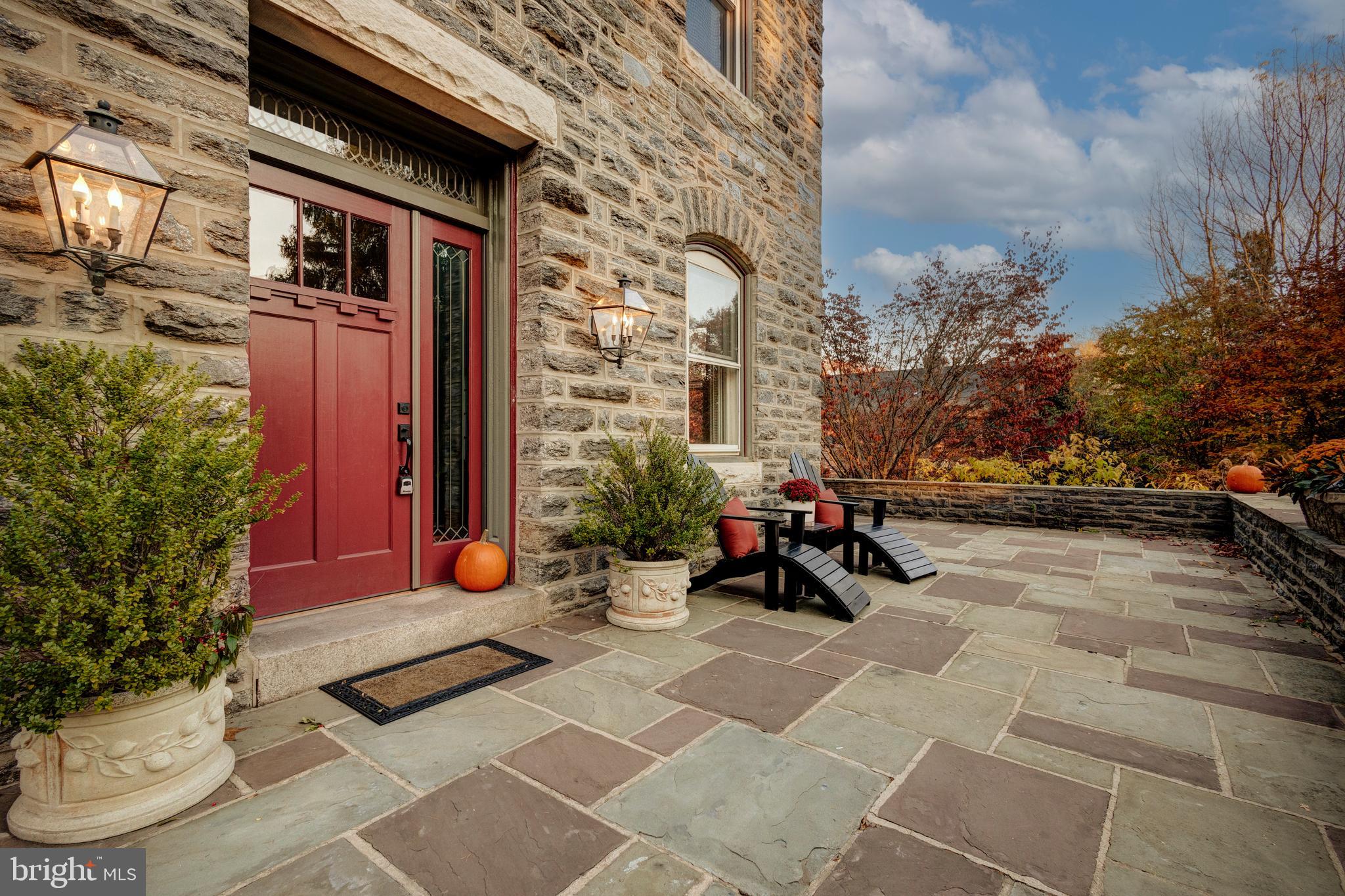 8133 SEMINOLE STREET