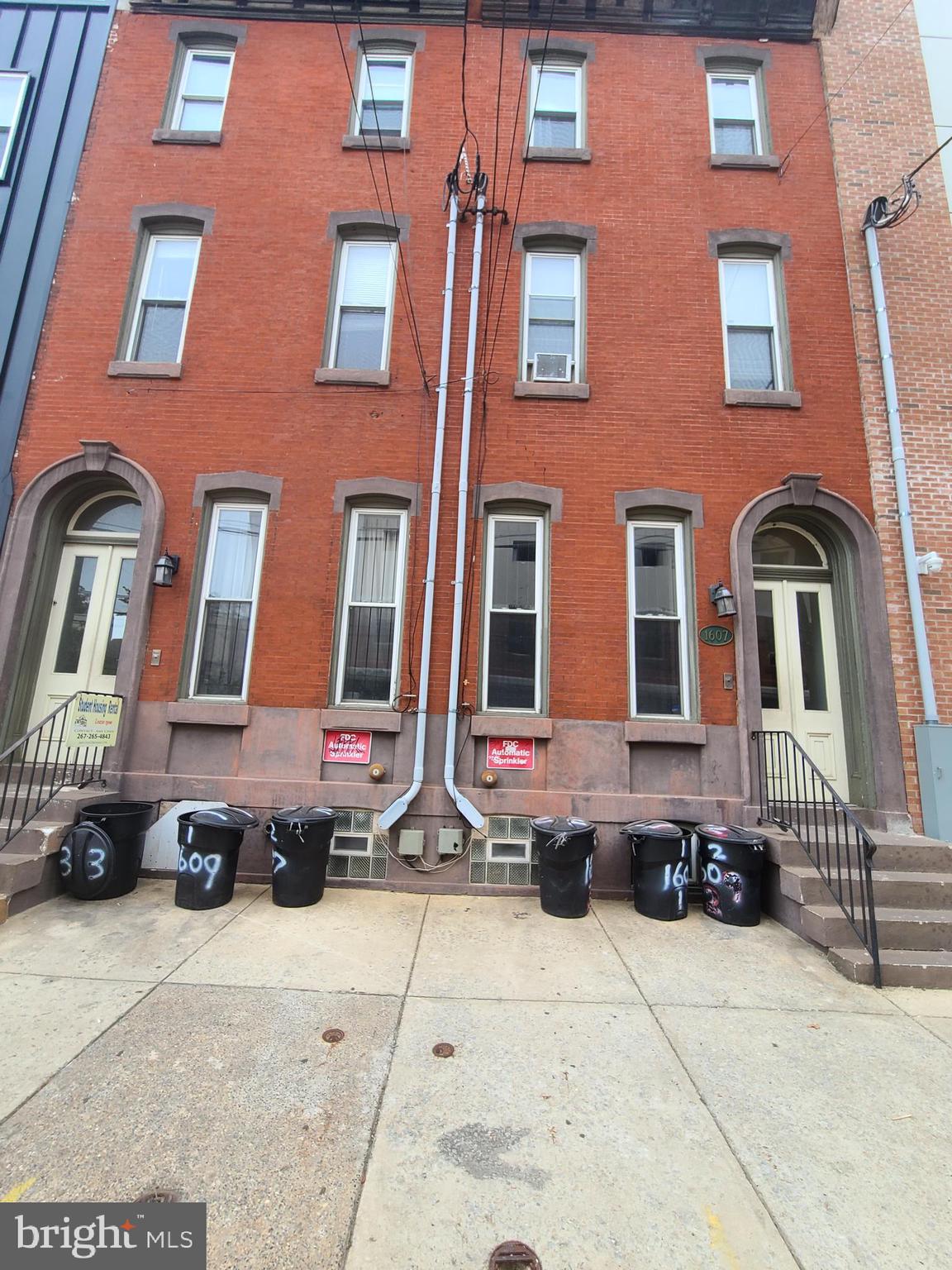 1607 W OXFORD STREET 1 FL