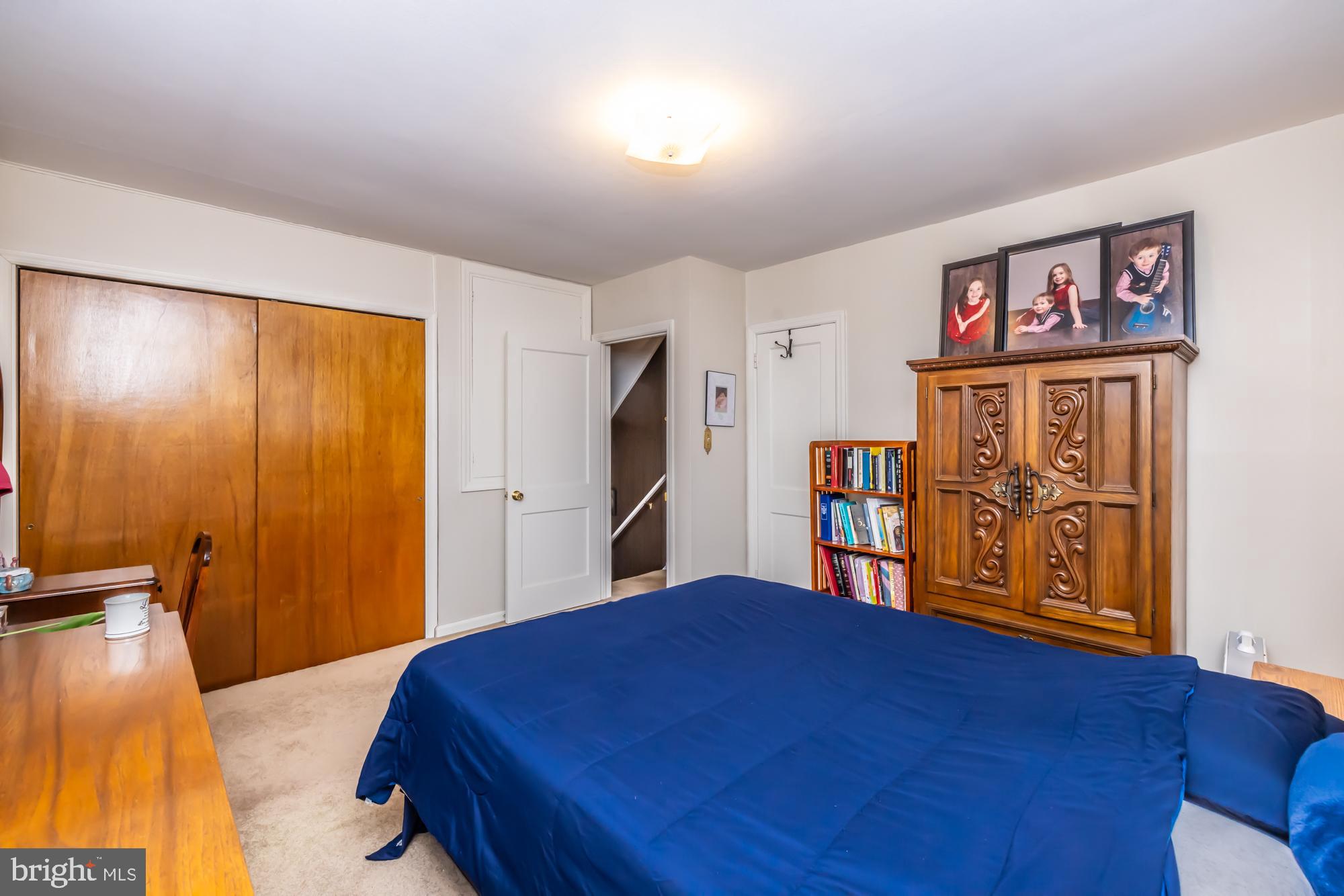 8568 LYKENS LANE