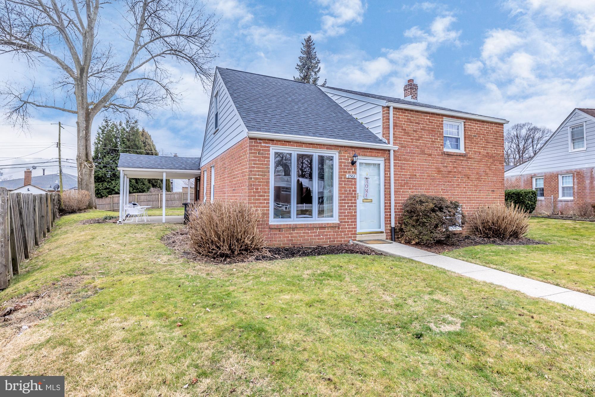 8568 LYKENS LANE