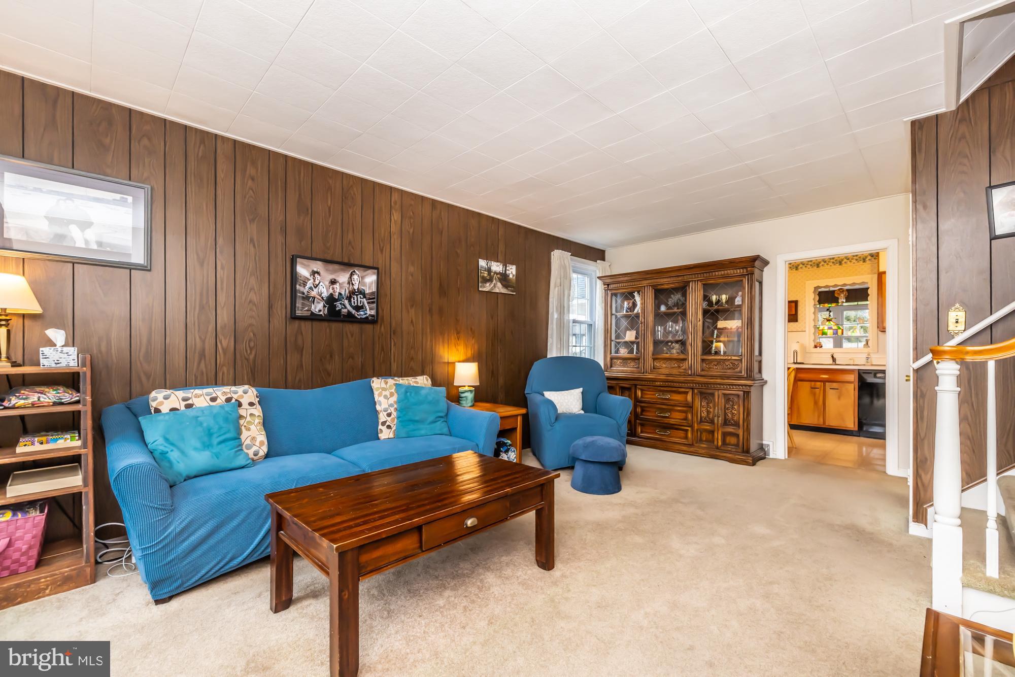 8568 LYKENS LANE