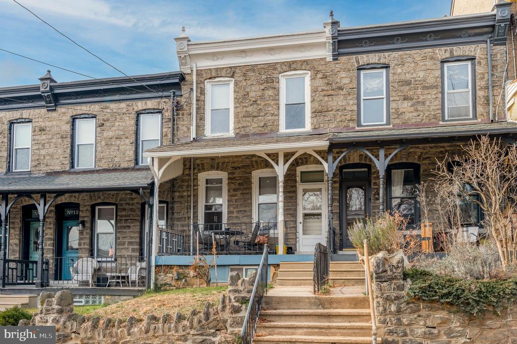 127 OSBORN STREET