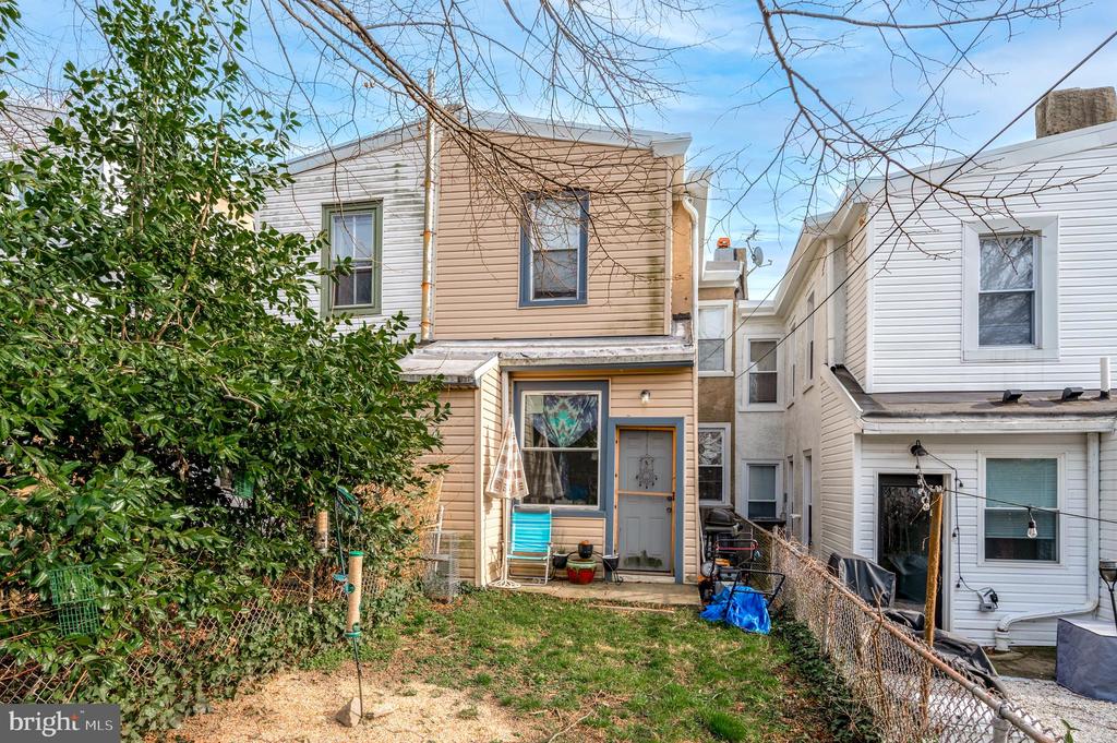 127 OSBORN STREET