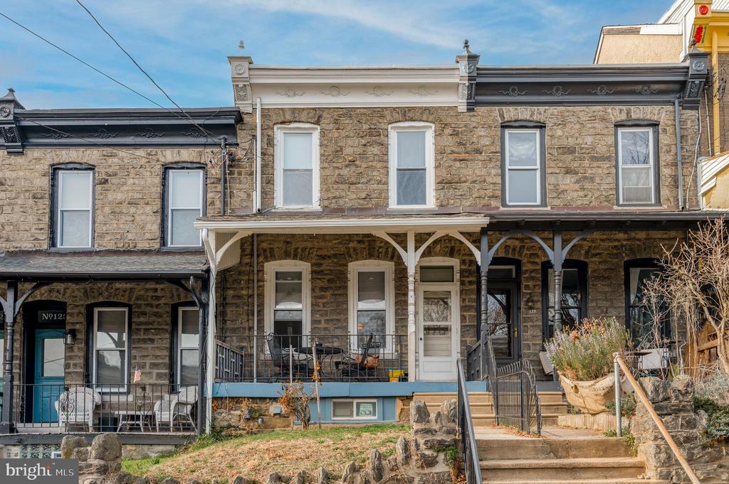 127 OSBORN STREET