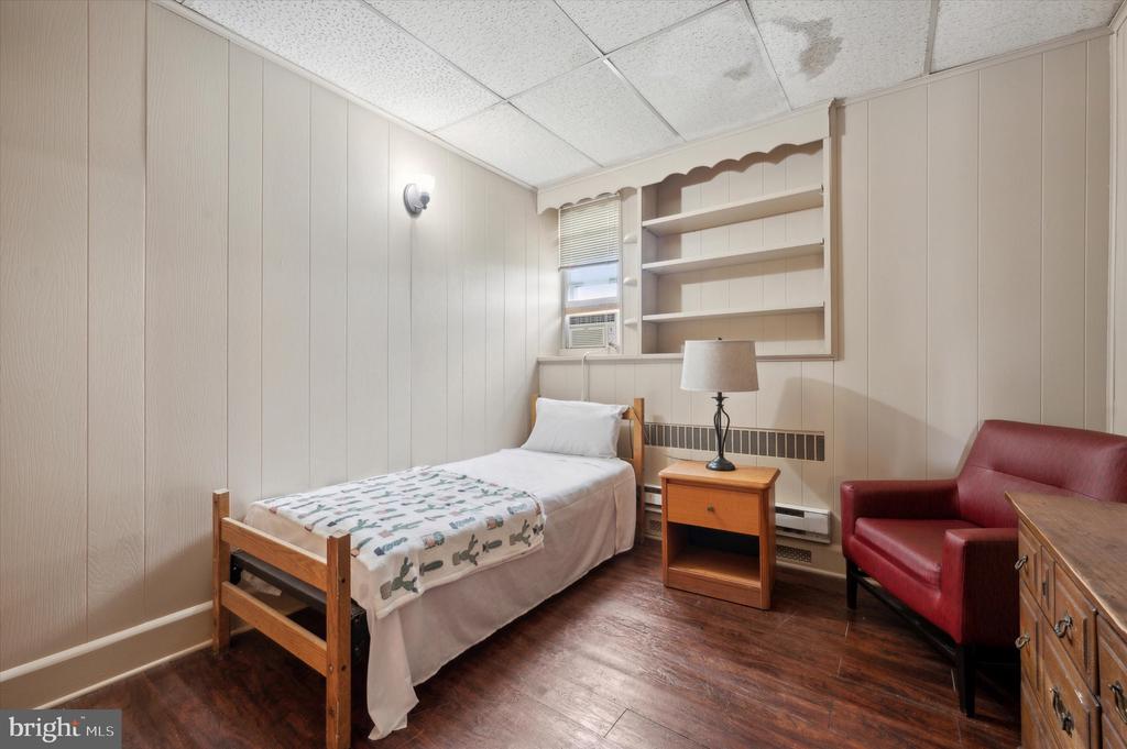 230 N 65TH STREET