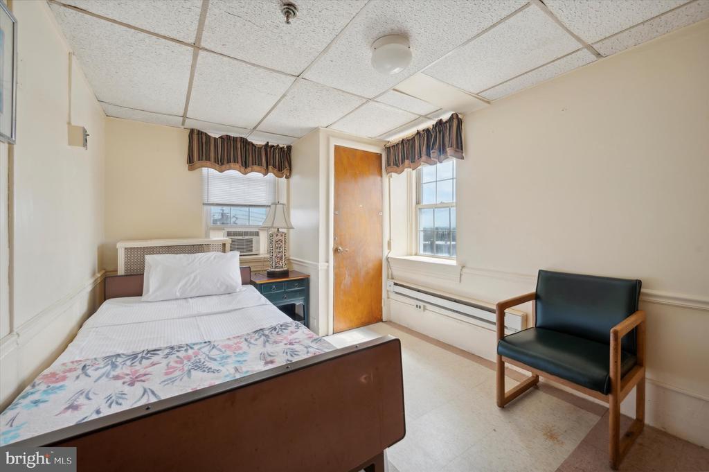 230 N 65TH STREET