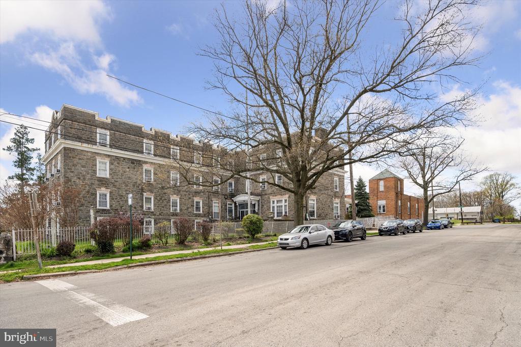 230 N 65TH STREET