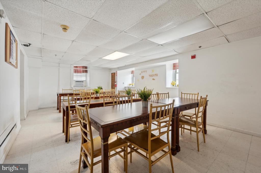 230 N 65TH STREET