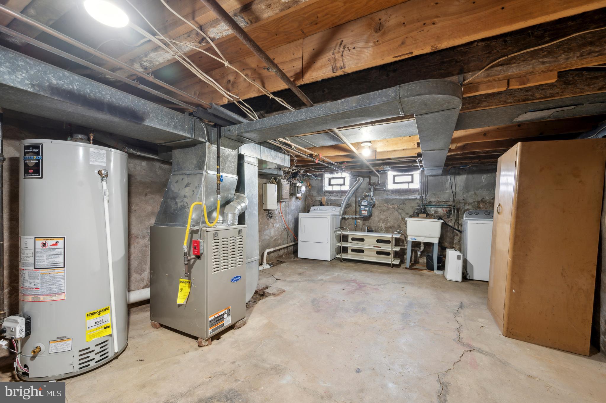 2661 TULIP STREET