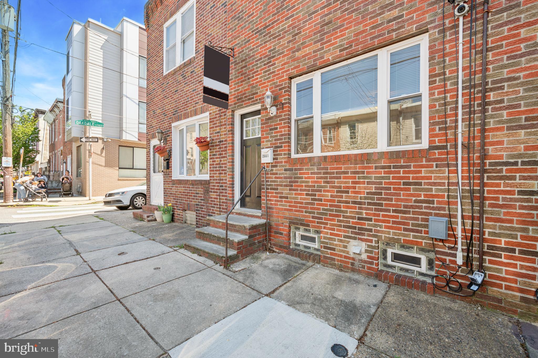 2661 TULIP STREET