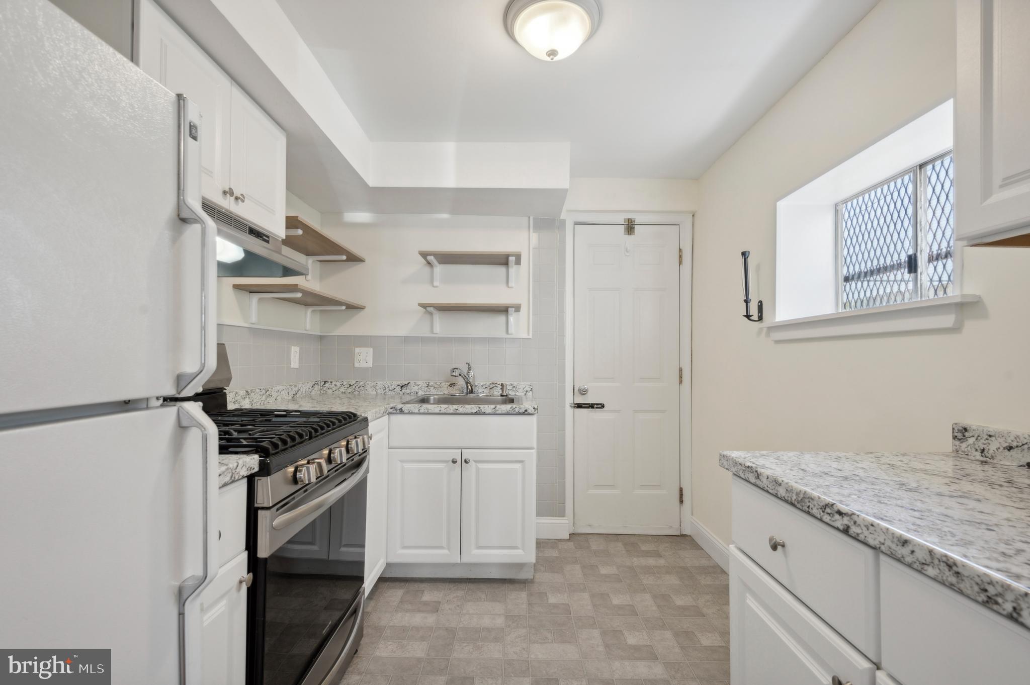 2661 TULIP STREET