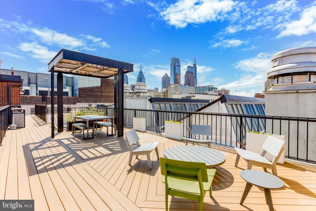 1238 CALLOWHILL STREET 701