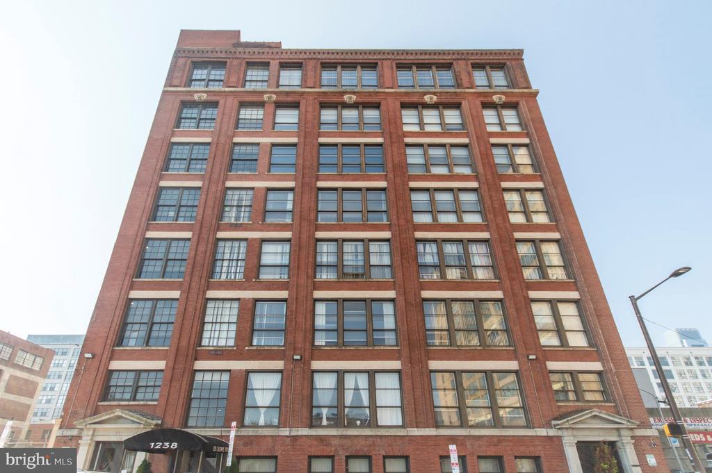1238 CALLOWHILL STREET 701