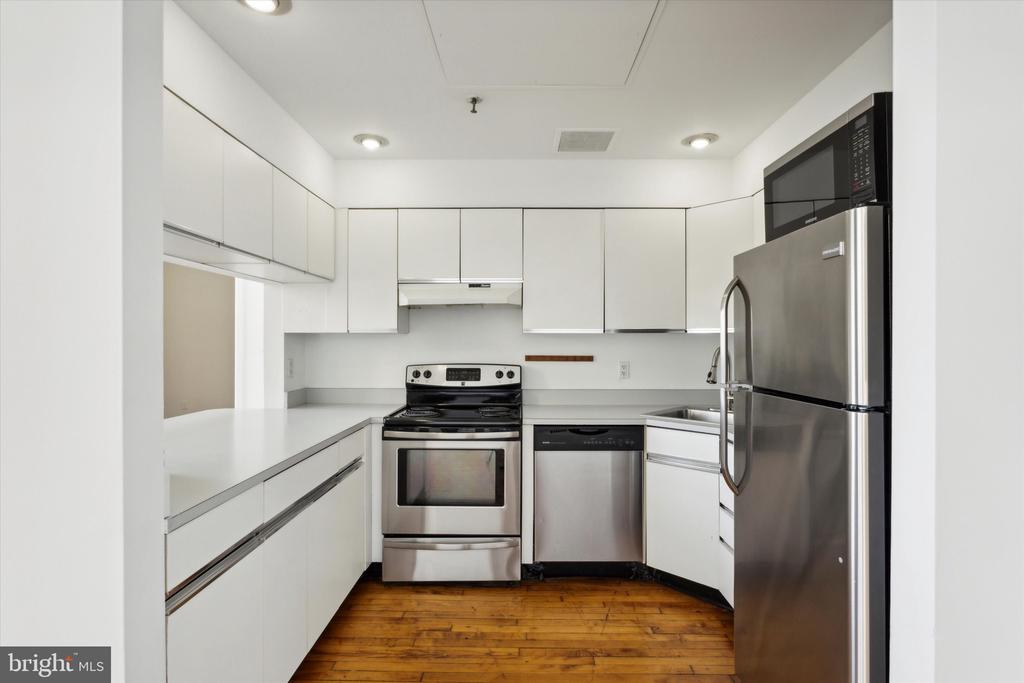 1238 CALLOWHILL STREET 701