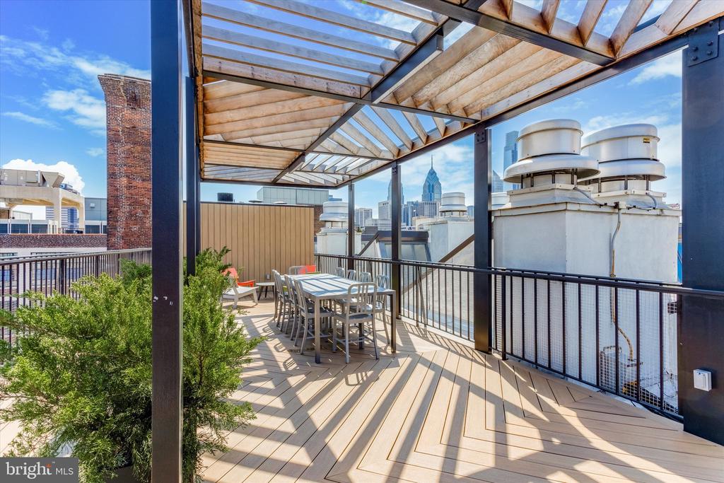 1238 CALLOWHILL STREET 701