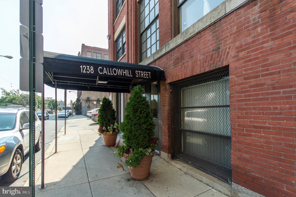 1238 CALLOWHILL STREET 701
