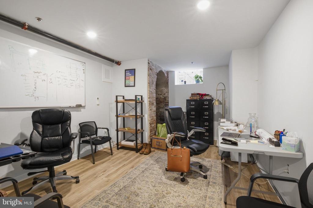 257 N 3RD STREET
