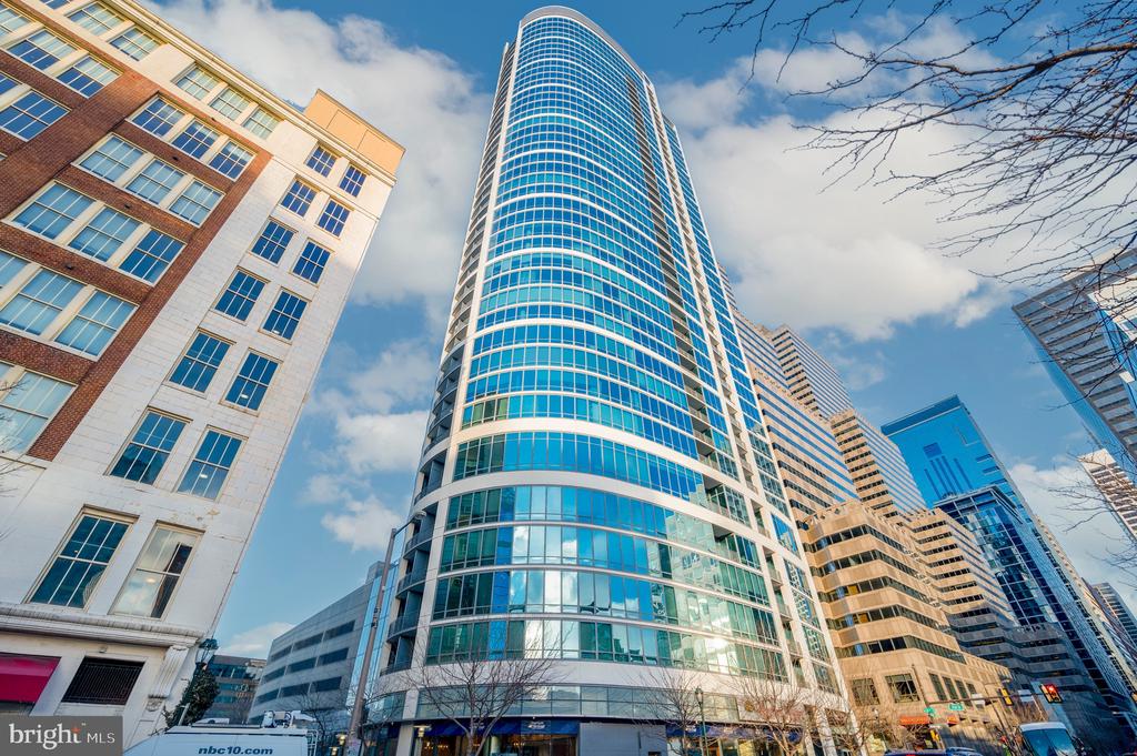 2101 MARKET STREET 808