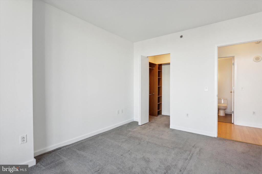 2101 MARKET STREET 808