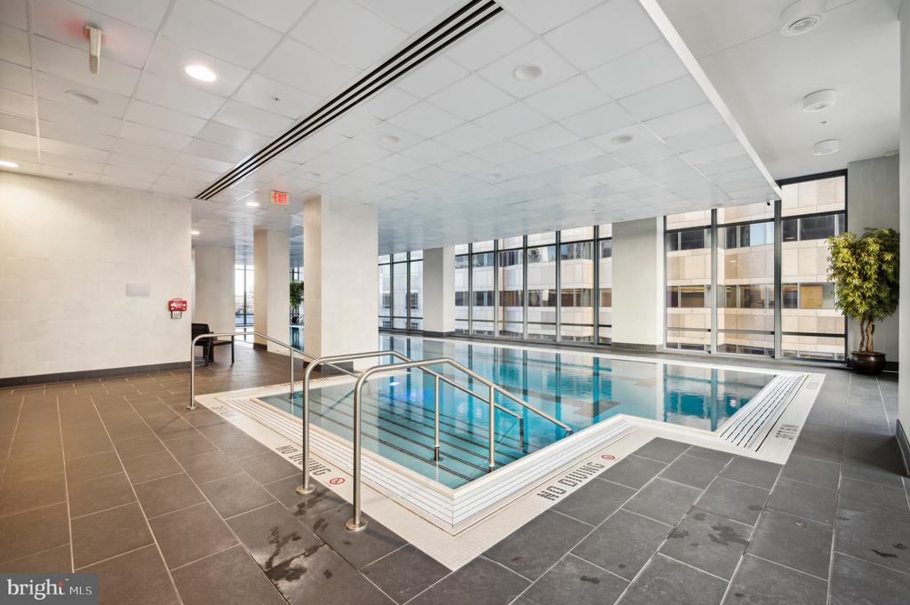 2101 MARKET STREET 808