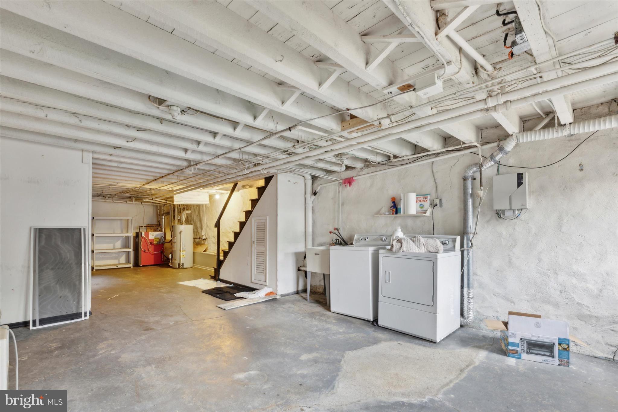 3441 W PENN STREET