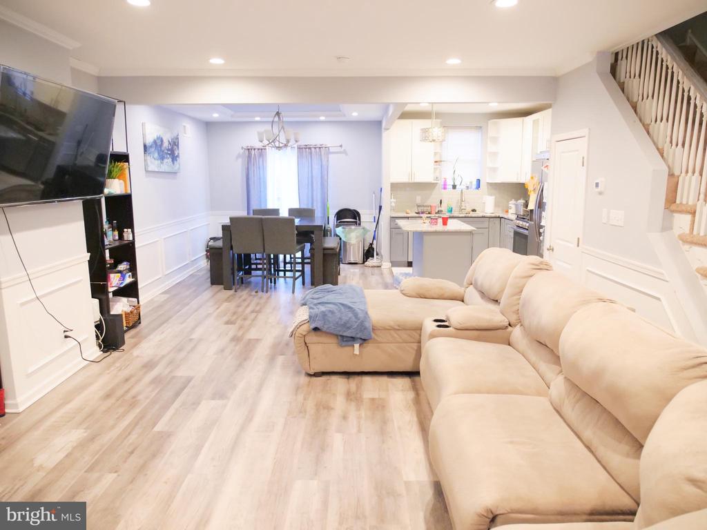 1509 W 65TH AVENUE