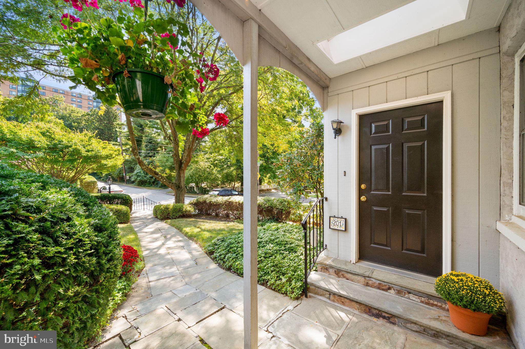 201 REX AVENUE
