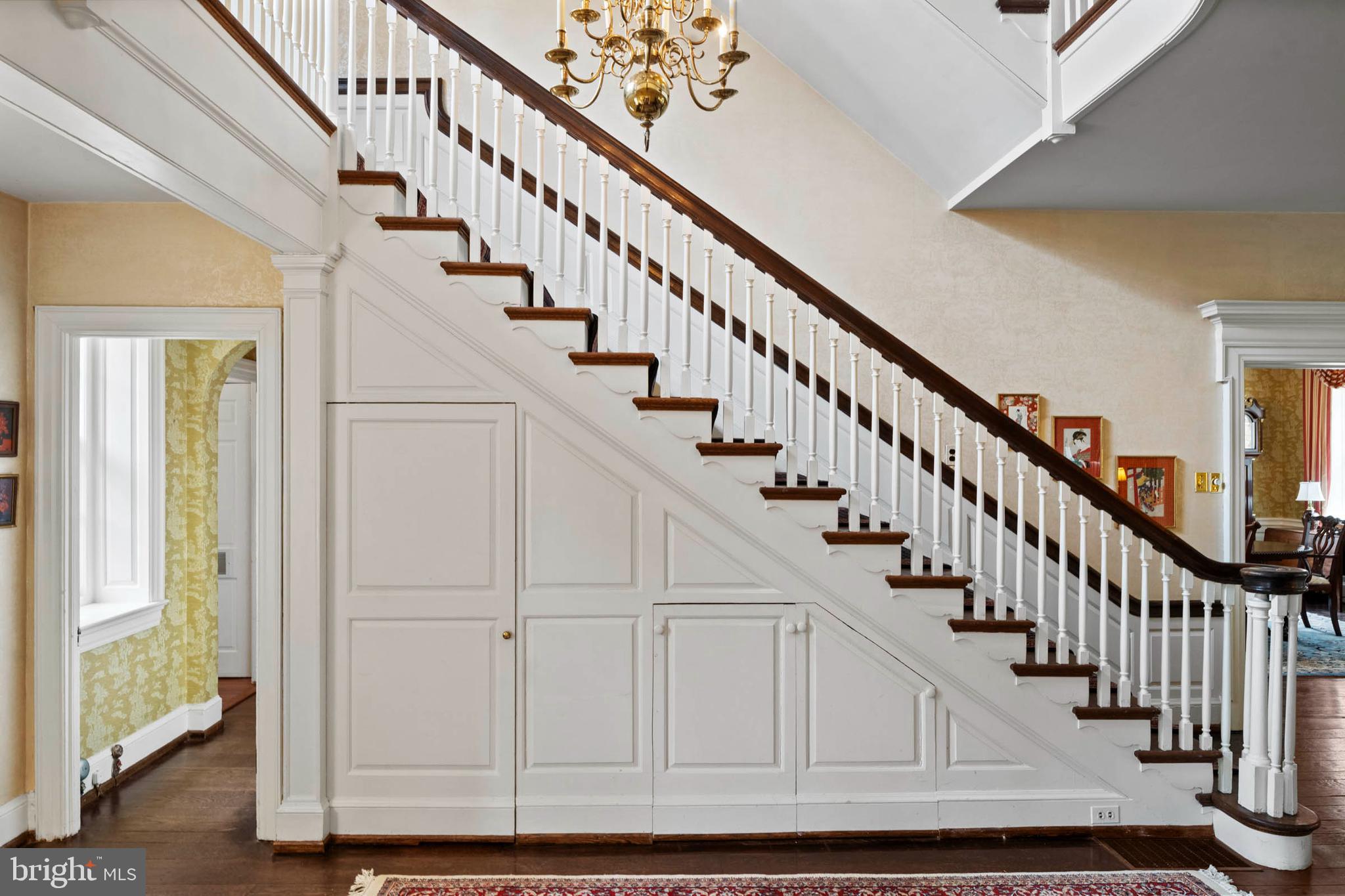 11 W BELLS MILL ROAD