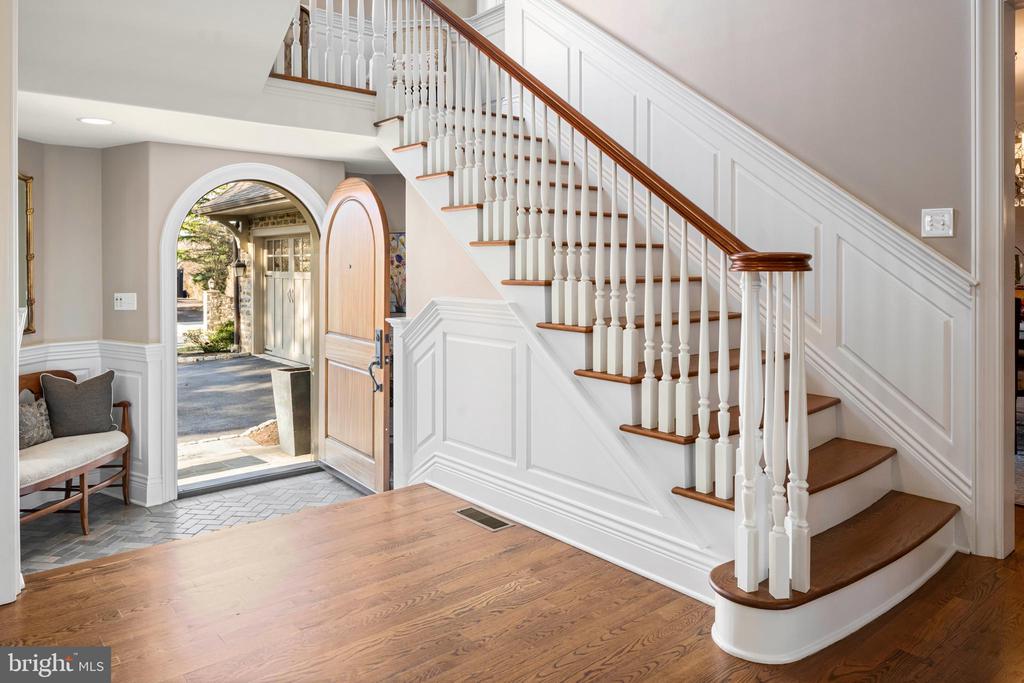 3 VALLEY VIEW ROAD