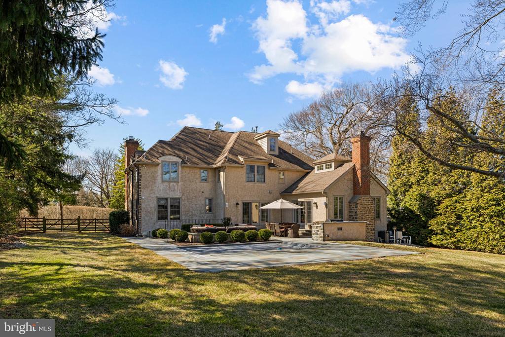 3 VALLEY VIEW ROAD