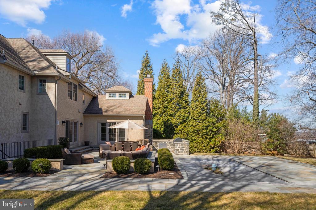 3 VALLEY VIEW ROAD