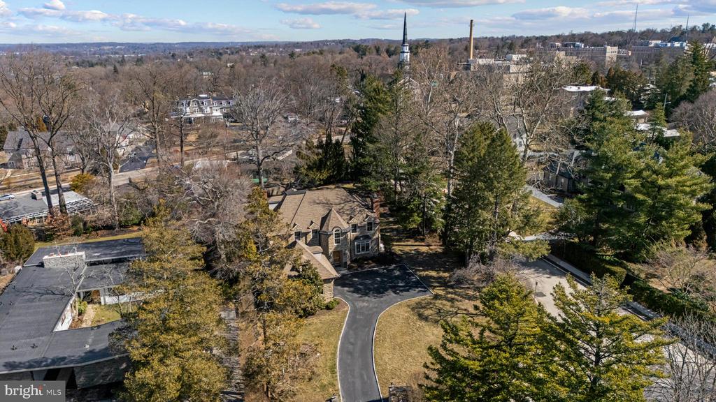 3 VALLEY VIEW ROAD