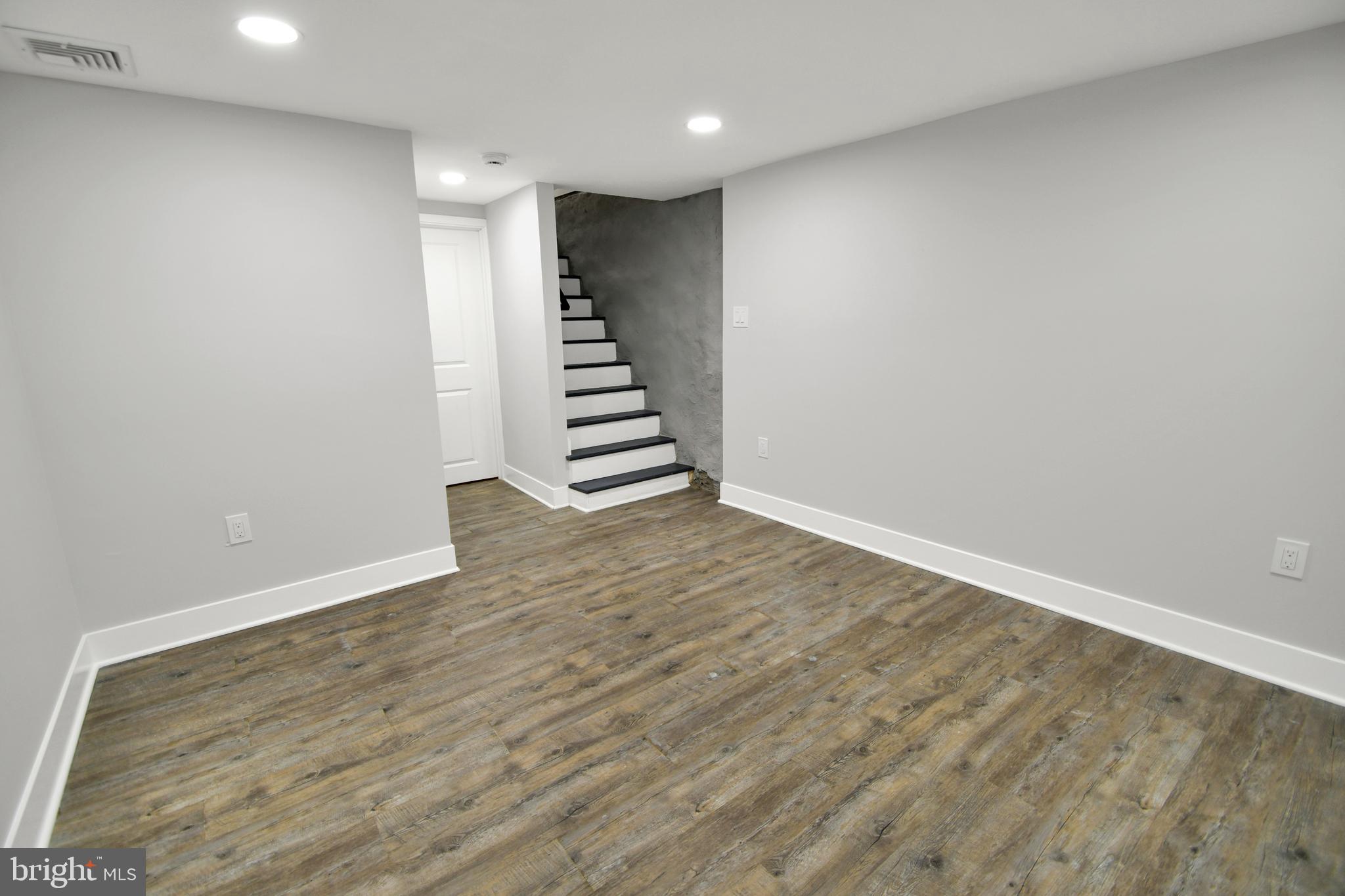 1459 N 30TH STREET