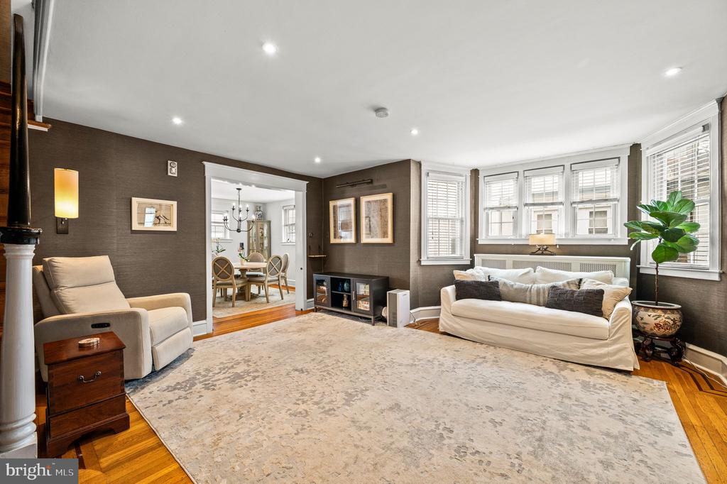 3309 W PENN STREET