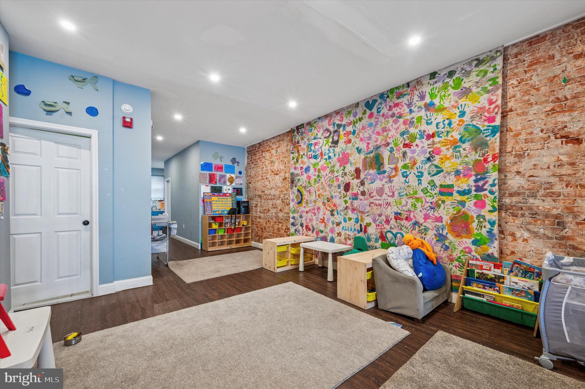 2741 GERMANTOWN AVENUE