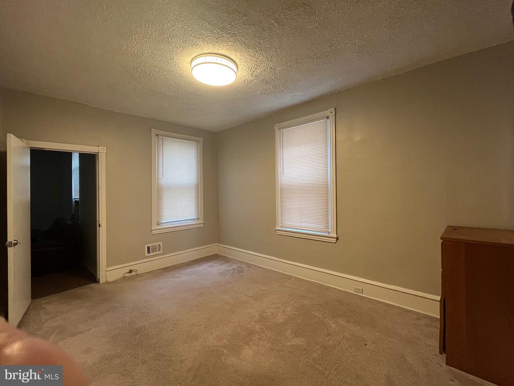 6122 BINGHAM STREET 1ST FLOOR