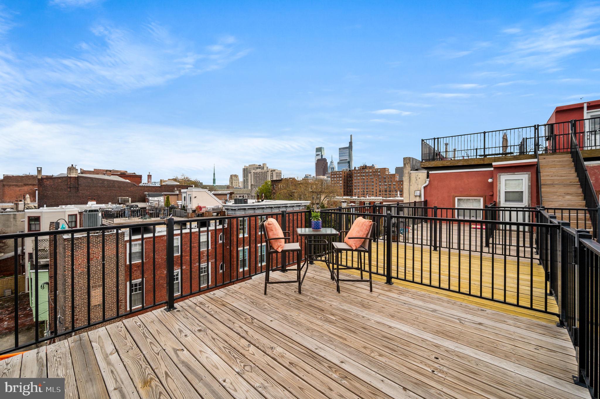 2301 GREEN STREET 3