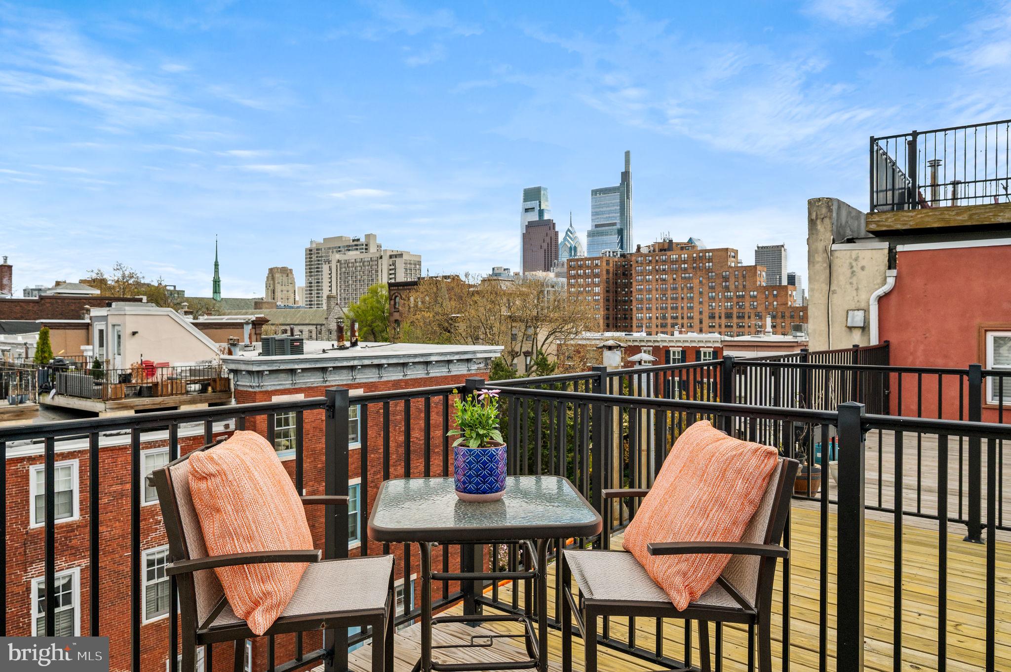 2301 GREEN STREET 3
