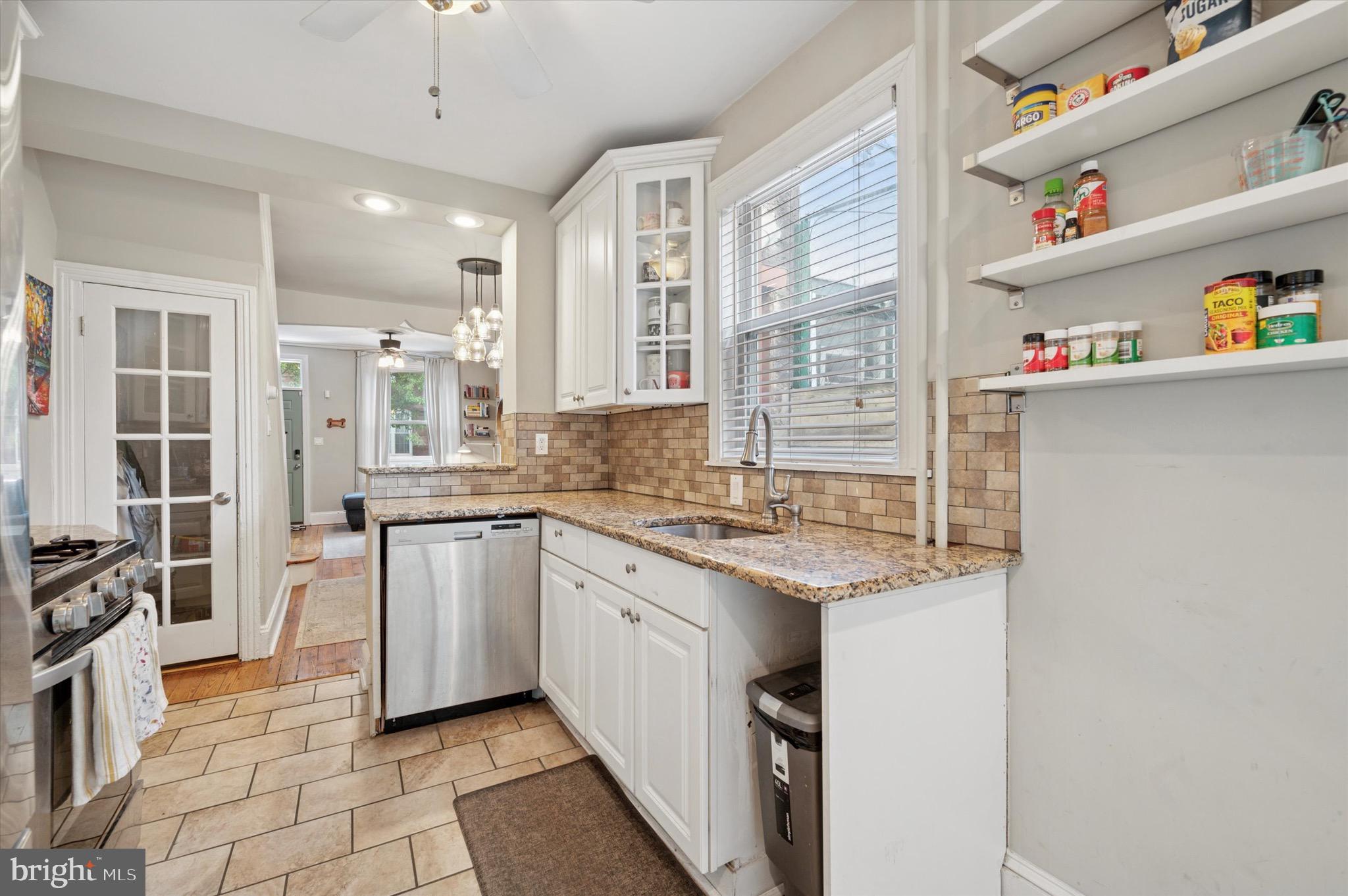 819 N 28TH STREET