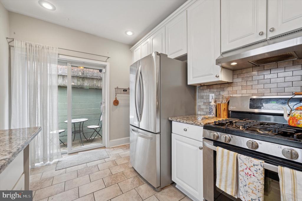 819 N 28TH STREET