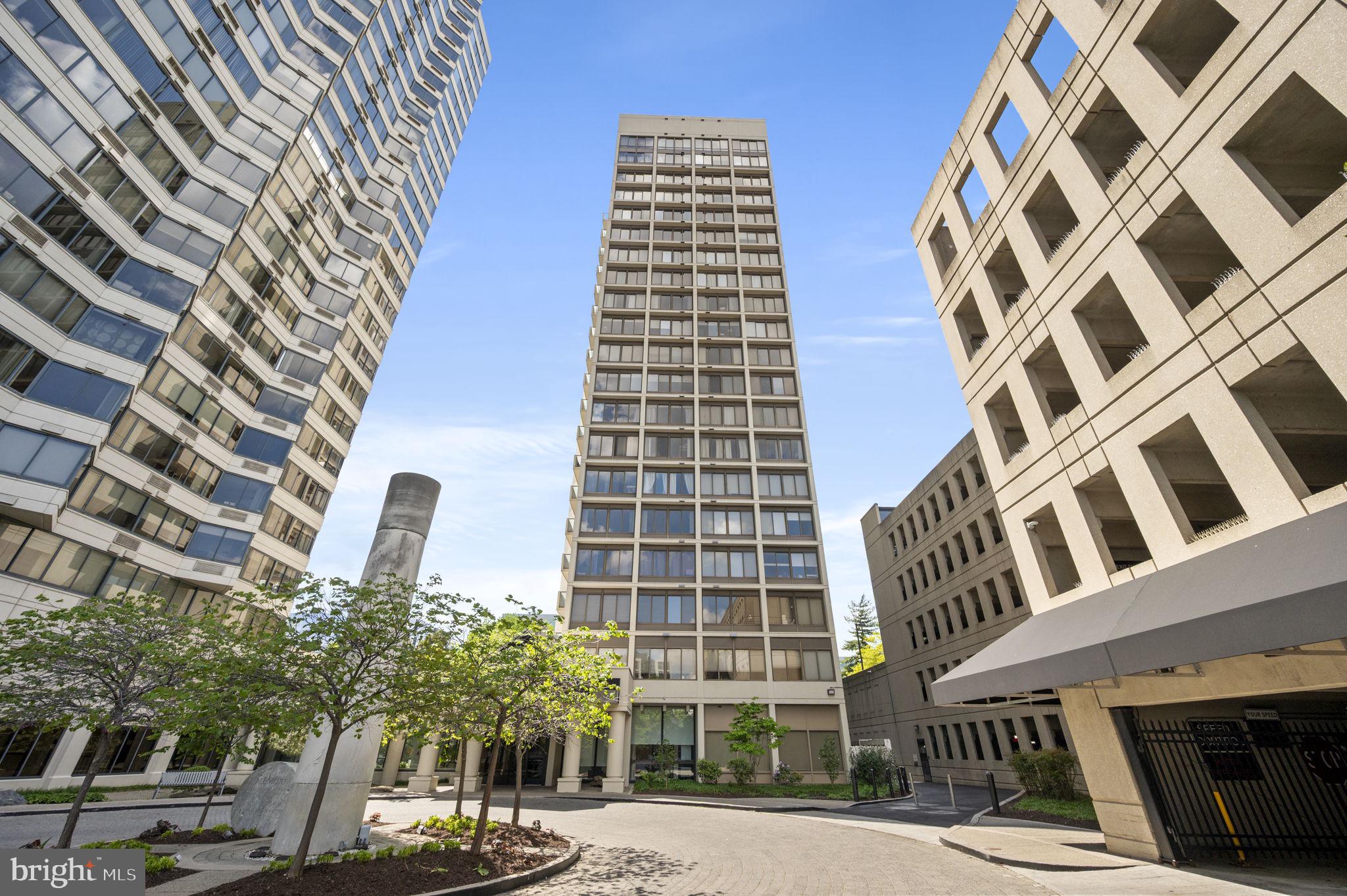 2001 HAMILTON STREET 1521
