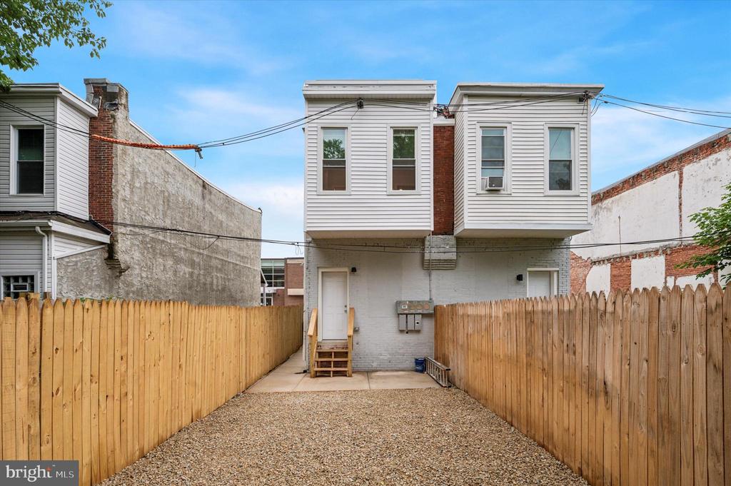 865 N 43RD STREET