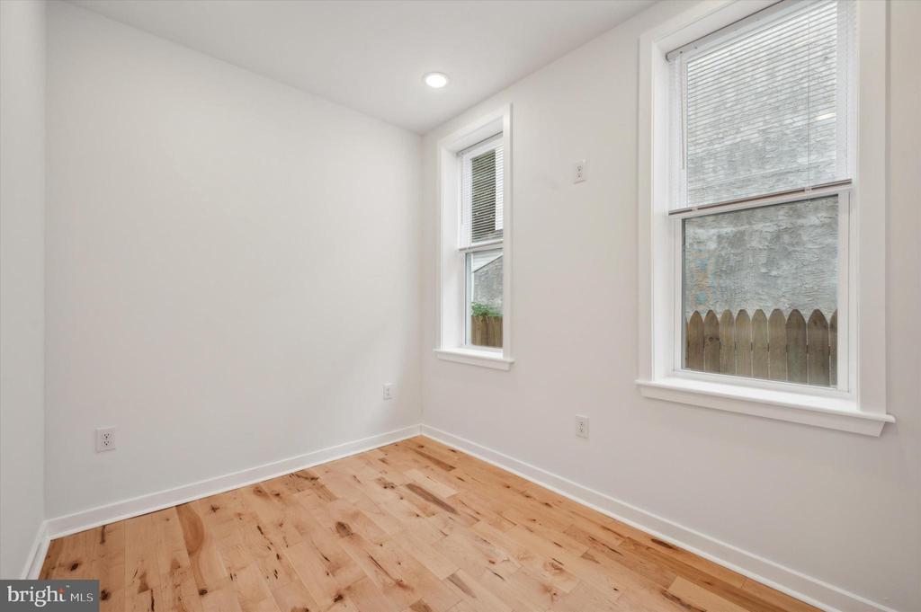 865 N 43RD STREET