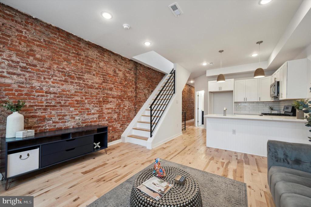 865 N 43RD STREET