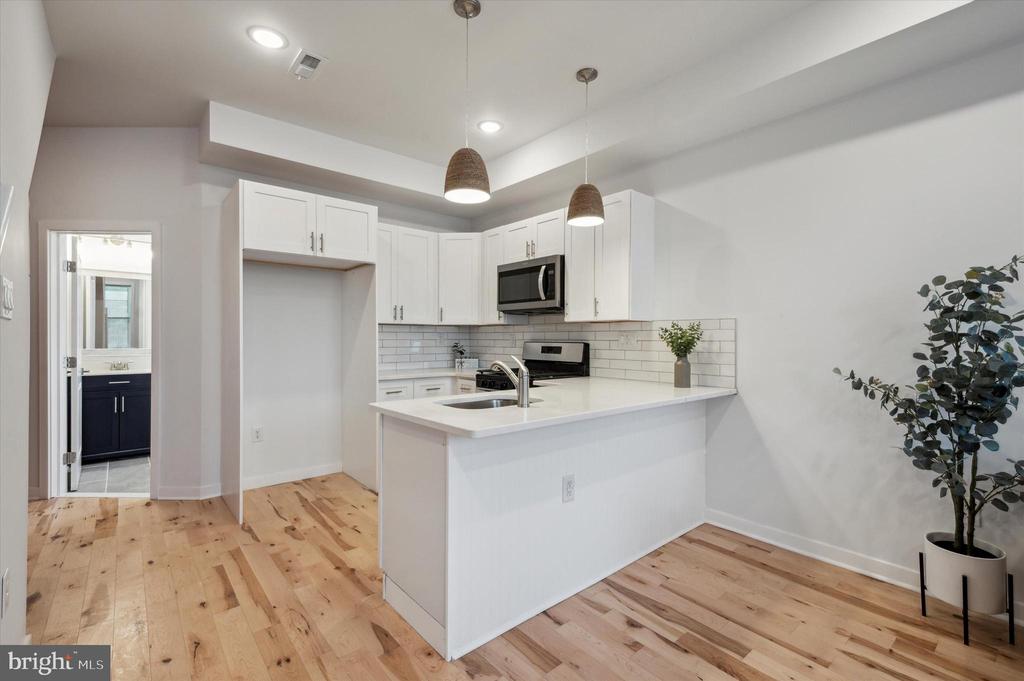 865 N 43RD STREET