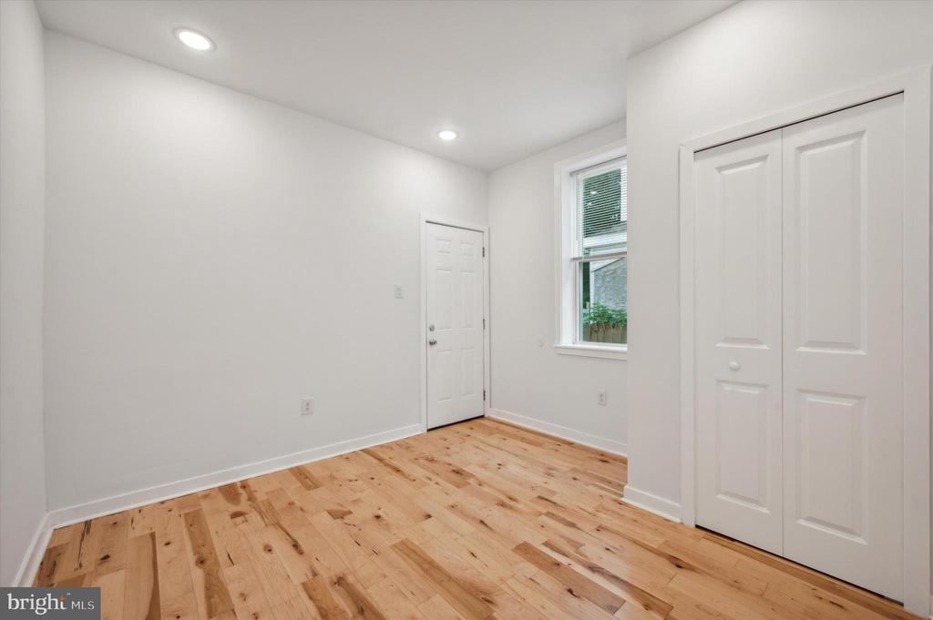 865 N 43RD STREET