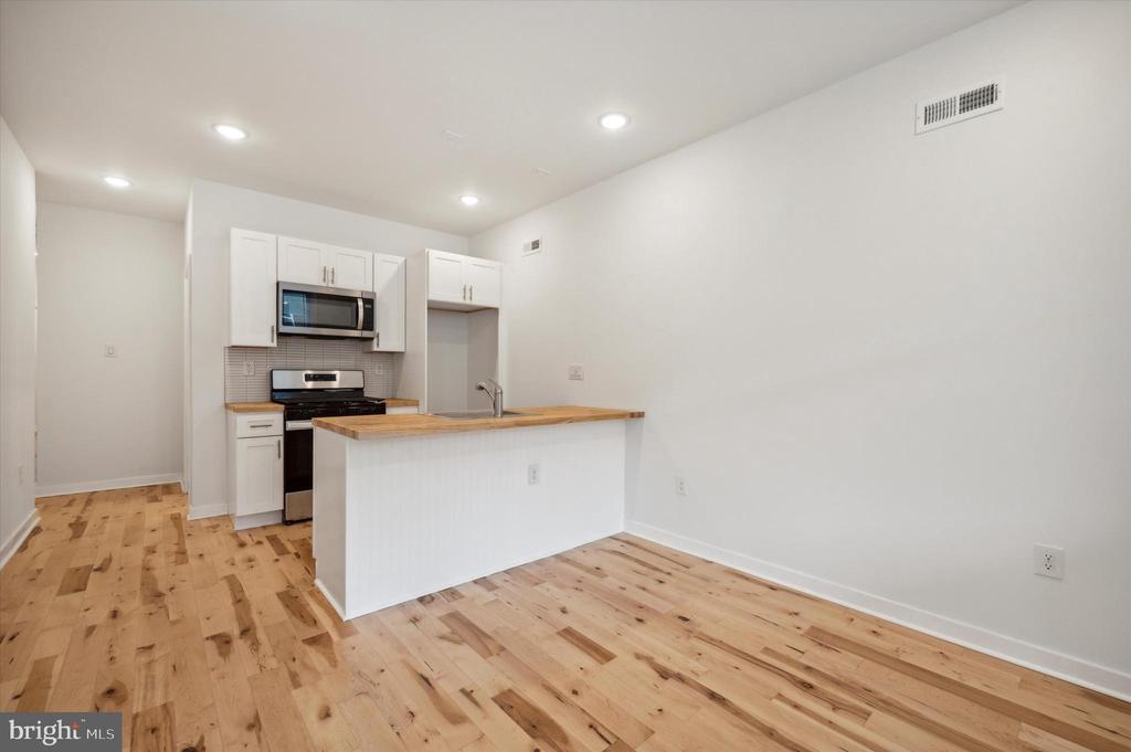 865 N 43RD STREET