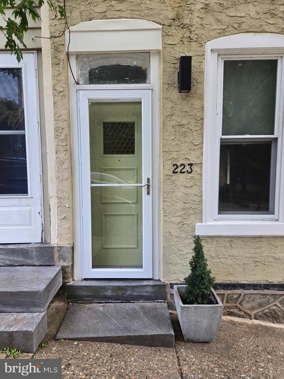 223 GATES STREET